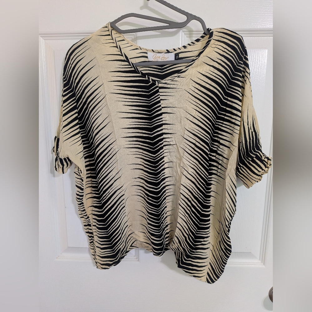 Ava Sky Cream And Black Women's Top Size XS